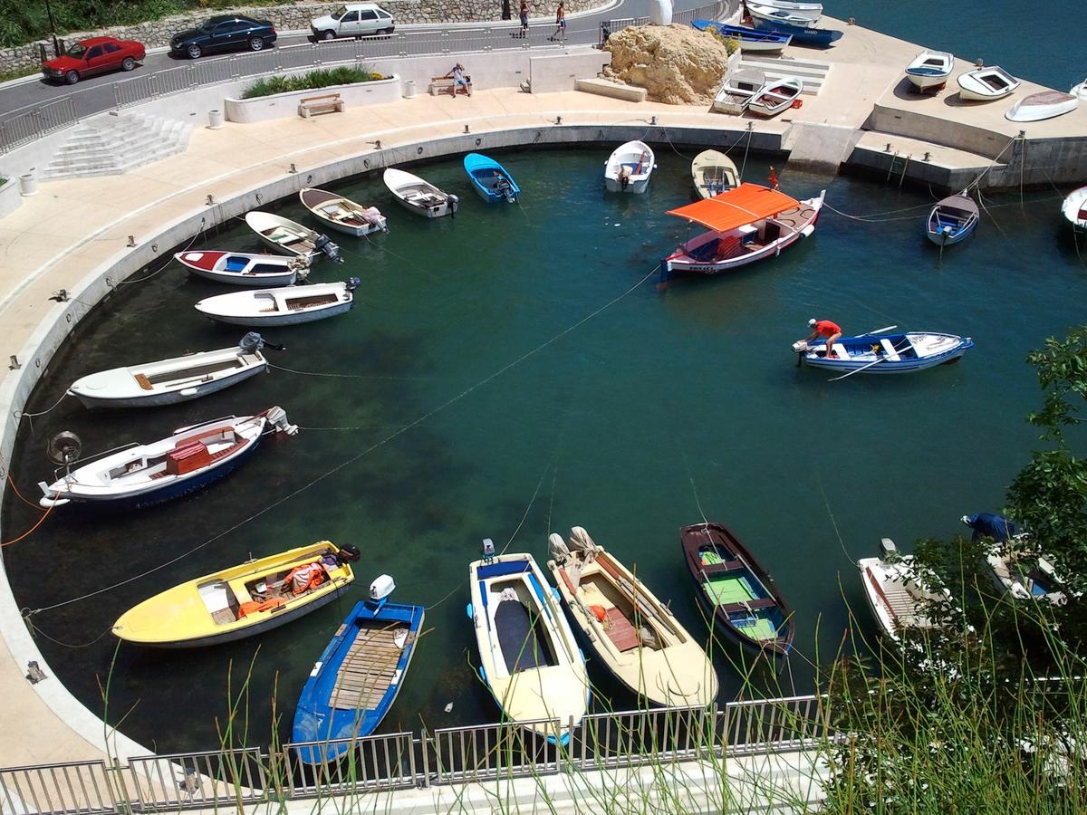 Holiday House In The Kotor Bay エクステリア 写真